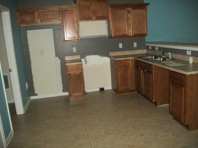 3834 Augustine Pl, Rex, GA 30273 photo 4