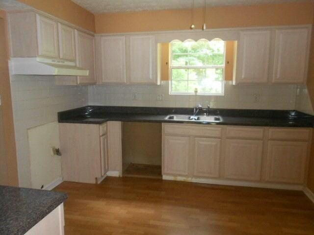 2406 Selman Dr, Duluth, GA 30096 photo 3
