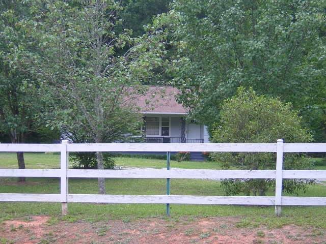 330 Clark Cir, Hull, GA 30646 photo 12
