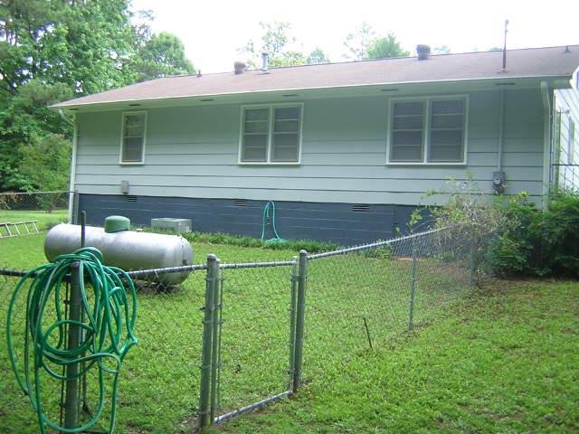 330 Clark Cir, Hull, GA 30646 photo 6