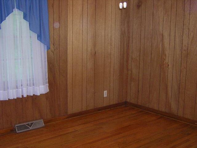 330 Clark Cir, Hull, GA 30646 photo 5