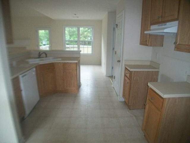 10936 Hondal Ct, Hampton, GA 30228 photo 4