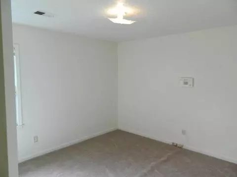 10116 Huntcliff Pl, Covington, GA 30014 photo 6