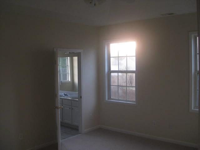 1039 Maple Leaf Dr, Mcdonough, GA 30253 photo 9
