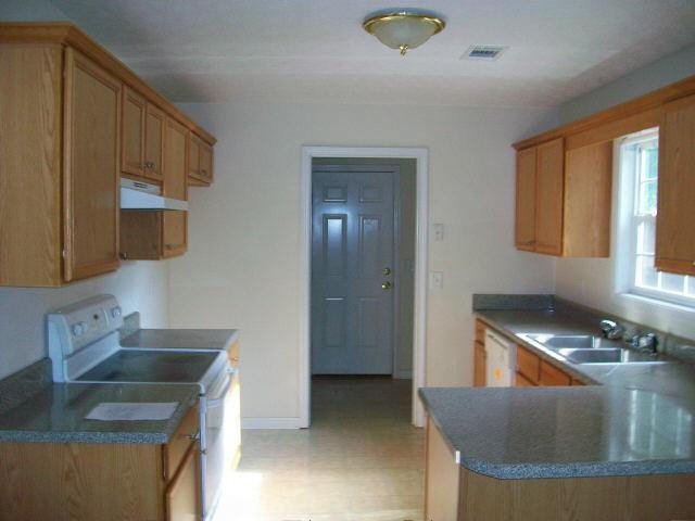 105 Brighton Dr, Covington, GA 30016 photo 6