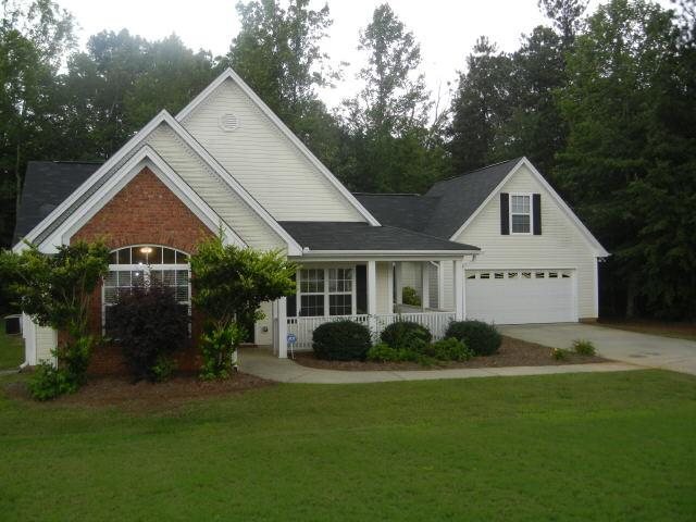 149 Dodgen Place Dr, Hampton, GA 30228 photo 1