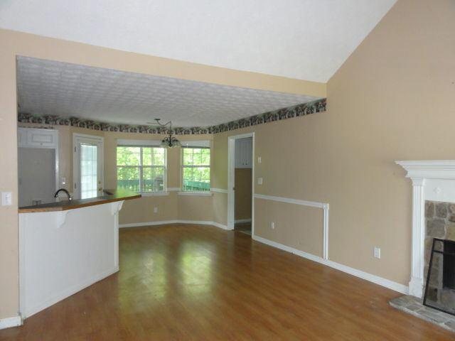 655 Robin Rd, Covington, GA 30016 photo 2