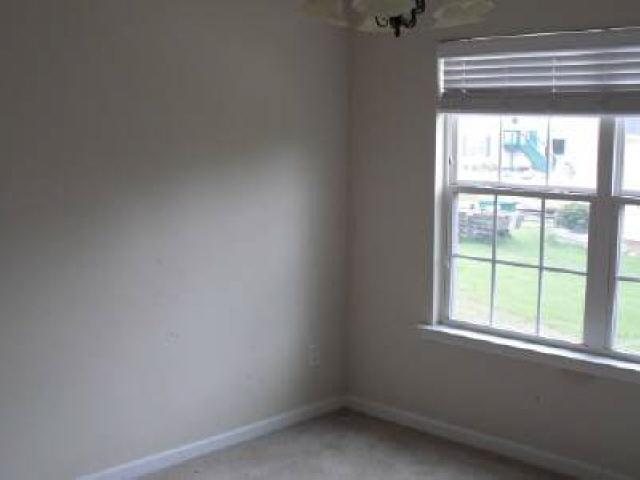 476 Bishop Ct, Commerce, GA 30529 photo 5