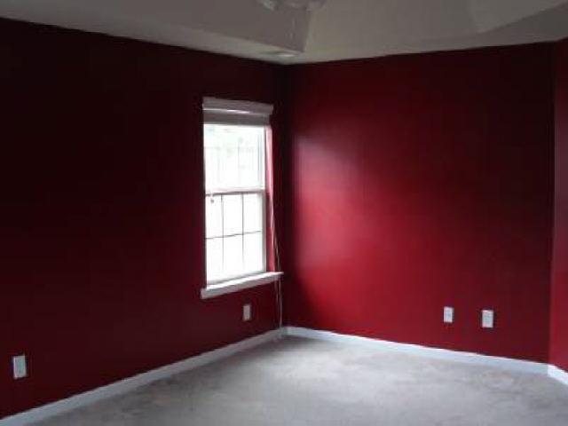 476 Bishop Ct, Commerce, GA 30529 photo 3