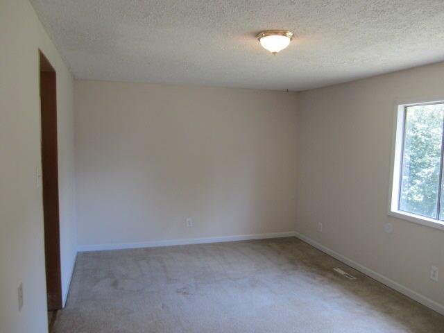 105 Little John Trl, Hampton, GA 30228 photo 9