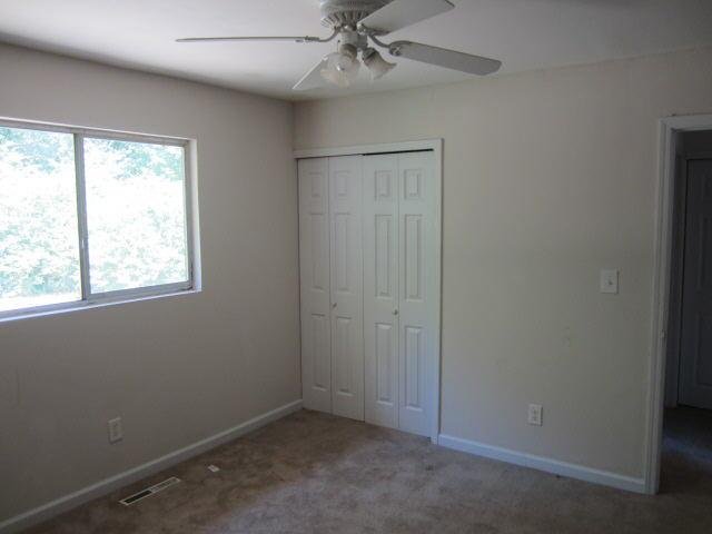 105 Little John Trl, Hampton, GA 30228 photo 4