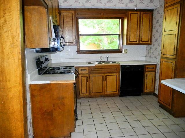2138 Amish Ct, Morrow, GA 30260 photo 5