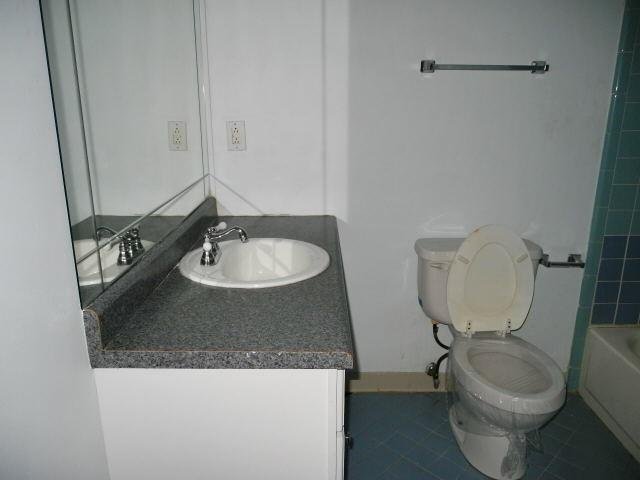 2138 Amish Ct, Morrow, GA 30260 photo 8