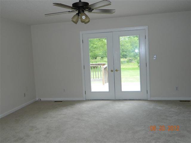 647 Old Milner Rd, Barnesville, GA 30204 photo 6