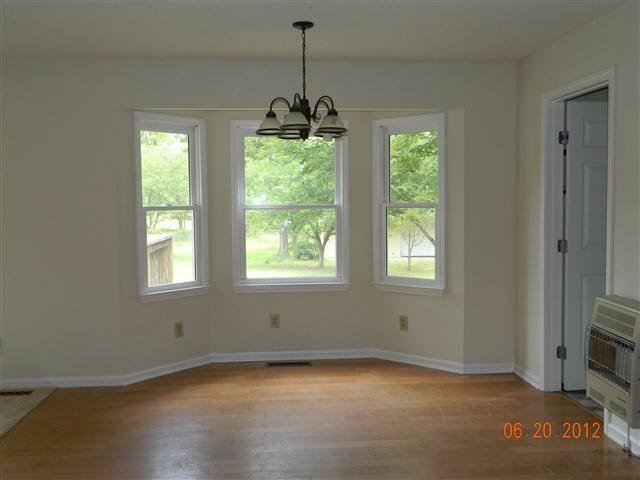647 Old Milner Rd, Barnesville, GA 30204 photo 3