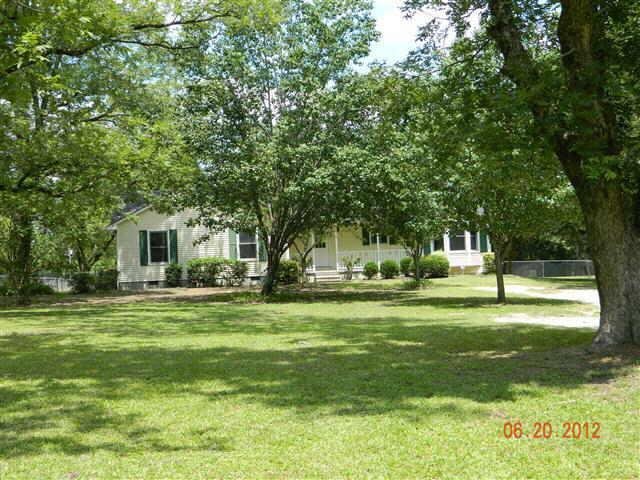 647 Old Milner Rd, Barnesville, GA 30204 photo 1