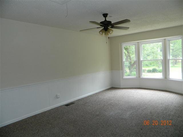 647 Old Milner Rd, Barnesville, GA 30204 photo 5