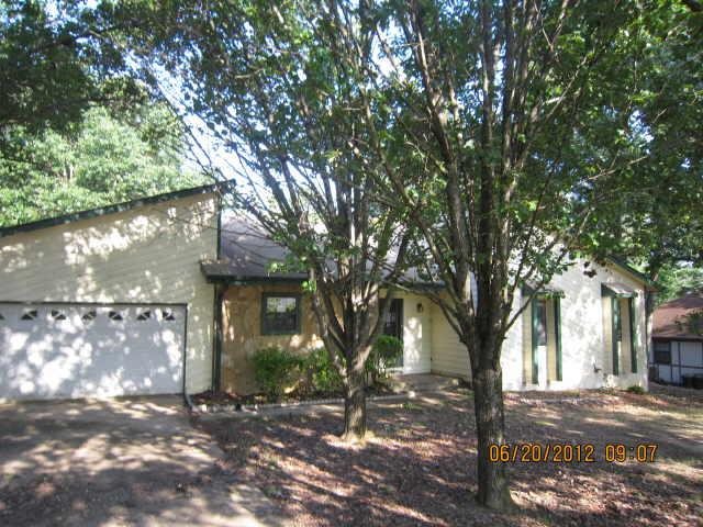 30 Helen Ln, Stockbridge, GA 30281 photo 1