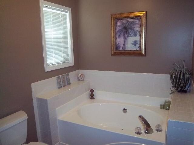 703 Michael Dr, Winder, GA 30680 photo 8