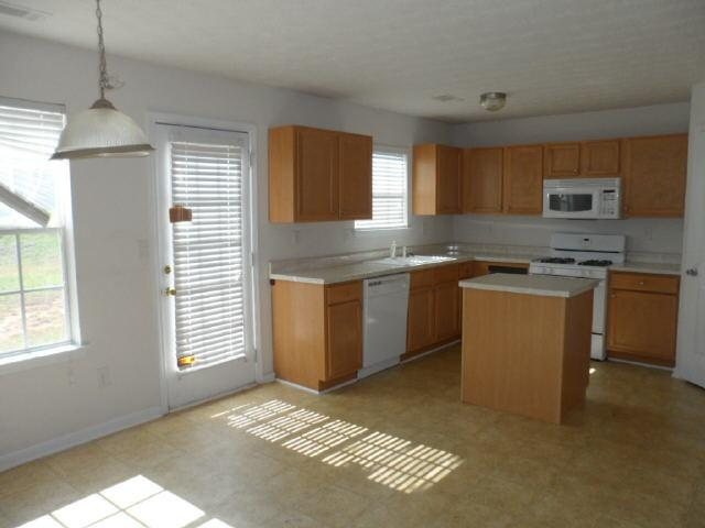 260 Timberlake Ter, Covington, GA 30016 photo 7