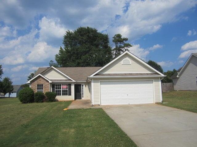 1810 Live Oak Ln, Hampton, GA 30228 photo 1