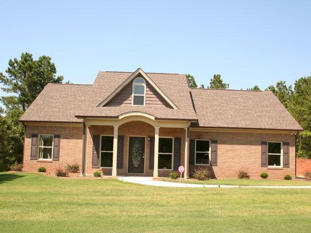 422 Jasmine Cir, Lagrange, GA 30240 photo 1