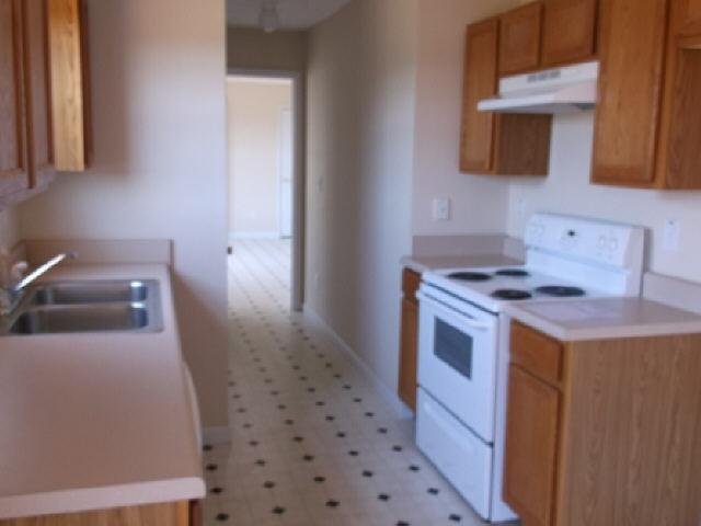 595 S Harkness St, Jackson, GA 30233 photo 2