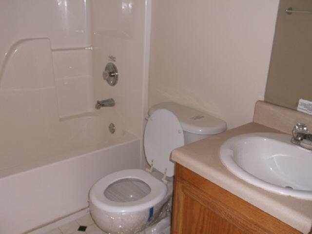 595 S Harkness St, Jackson, GA 30233 photo 4