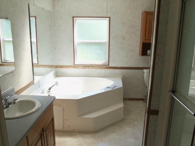 282 Kennedy Dr, Commerce, GA 30530 photo 6