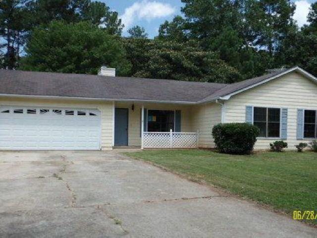 11637 Matthews Trl, Hampton, GA 30228 photo 1