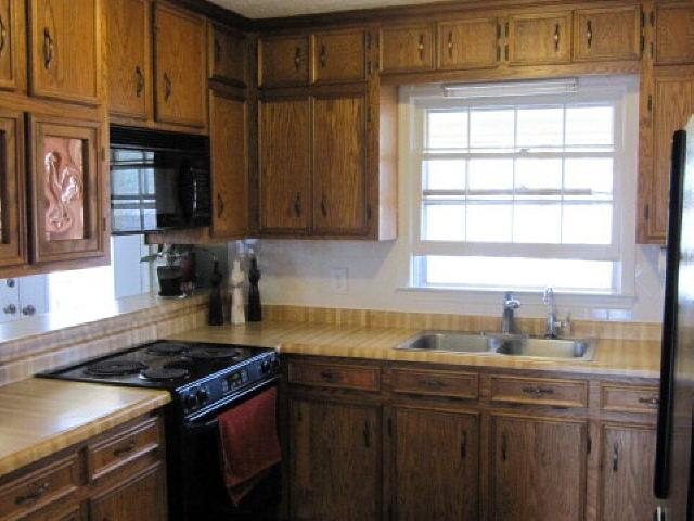 489 Timber Ridge Ln, Colbert, GA 30628 photo 3