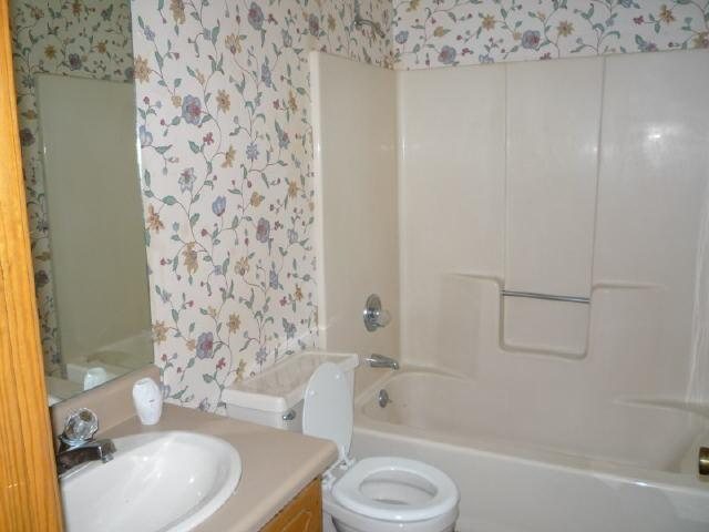 2172 Deville Ln, Gainesville, GA 30507 photo 3
