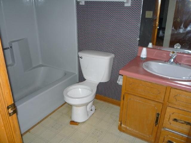 2172 Deville Ln, Gainesville, GA 30507 photo 4