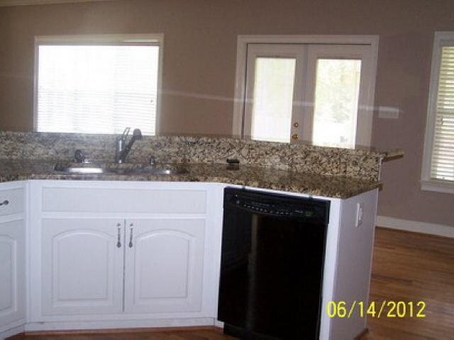 232 Willow Ridge Ln, Jackson, GA 30233 photo 3
