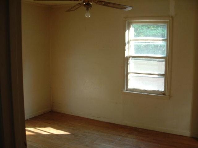 32 E 2nd St, Lindale, GA 30147 photo 6