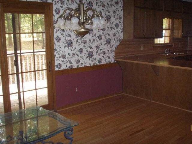 2858 Cascade Dr, Gainesville, GA 30504 photo 4