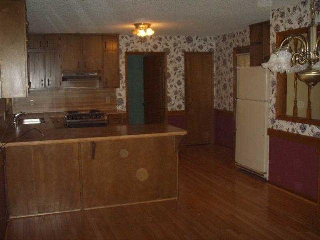 2858 Cascade Dr, Gainesville, GA 30504 photo 3