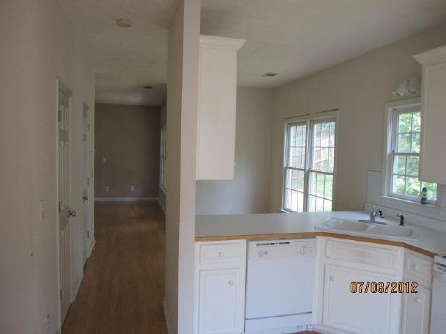 310 Apache Dr, Canton, GA 30115 photo 11