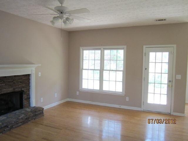 310 Apache Dr, Canton, GA 30115 photo 4