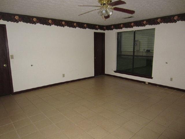 4058 Sugar Mill Dr, Duluth, GA 30096 photo 8