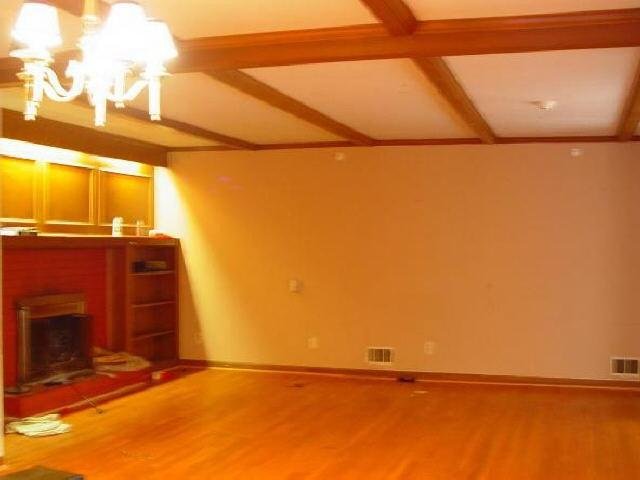 3906 Sable Dr, Stone Mountain, GA 30083 photo 5