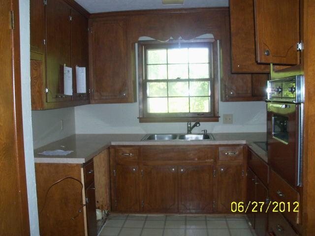156 Alton Dr, Lagrange, GA 30240 photo 2