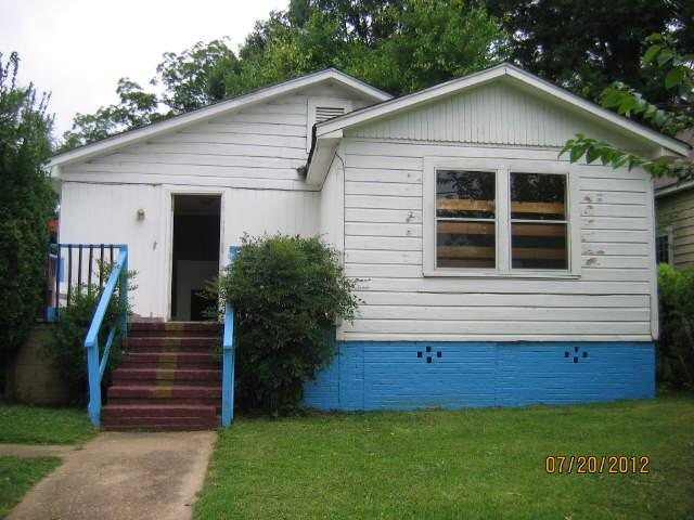 214 Pierce St, Lagrange, GA 30240 photo 1