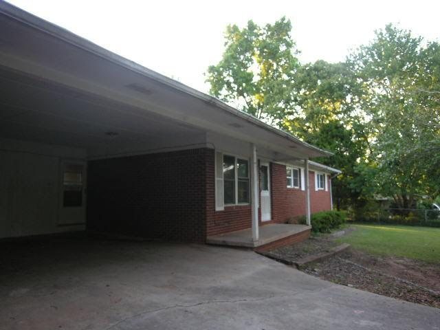 3952 Harmony Dr, Gainesville, GA 30507 photo 1