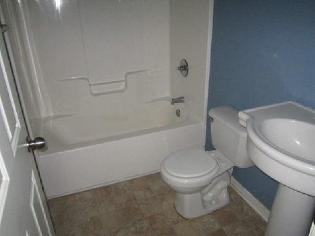 210 Reeves Rd, Jackson, GA 30233 photo 2