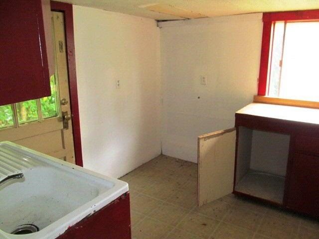 360 Circle Dr, Cornelia, GA 30531 photo 3