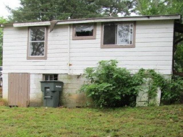 360 Circle Dr, Cornelia, GA 30531 photo 6