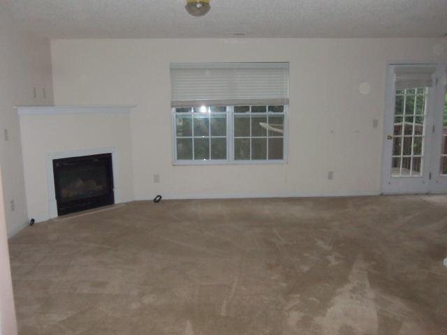 330 Fieldview Ln, Covington, GA 30016 photo 2