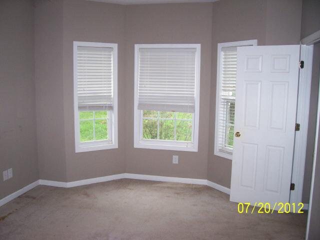 320 Banks St, Cornelia, GA 30531 photo 4