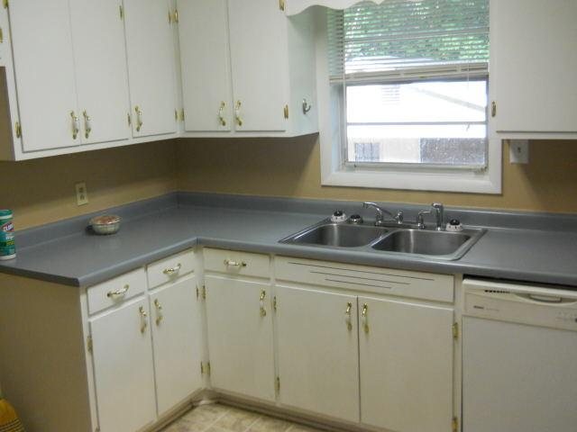 26 Elm Dr, Toccoa, GA 30577 photo 3